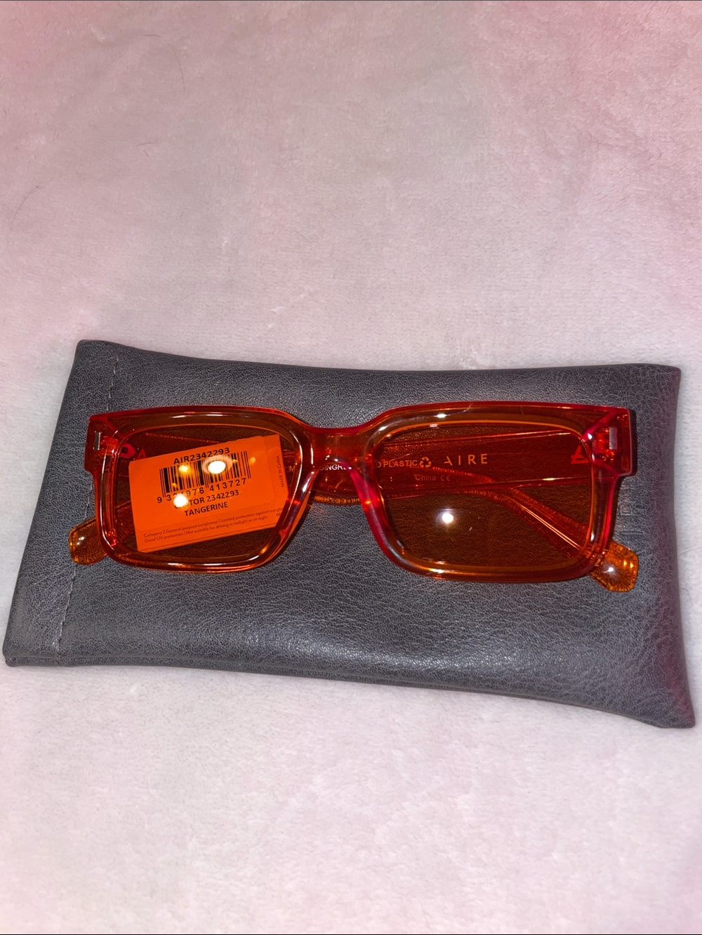 NWT Aire Castor Tangerine Rectangle Sunglasses - Picture 3 of 4